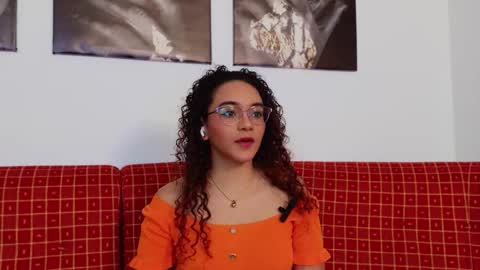 Tay Tay online show from 02/15/26, 08:16