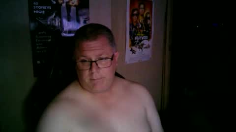 Snapshot of taylz chatting on 04/20/26, 02:20 taylz online show from 04/20/26, 02:20