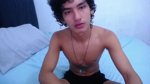 Snapshot of tayronx33 chatting on 01/21/25, 01:08 Tayron online show from 01/21/25, 01:08