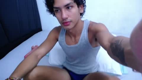 Snapshot of tayronx33 chatting on 03/02/25, 04:53 Tayron online show from 03/02/25, 04:53