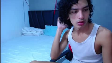 Snapshot of tayronx33 chatting on 10/06/25, 04:26 Tayron online show from 10/06/25, 04:26