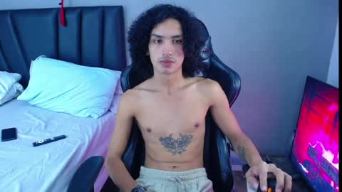 Snapshot of tayronx33 chatting on 04/03/26, 09:24 Tayron online show from 04/03/26, 09:24