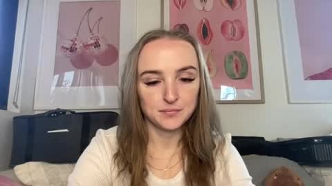 Snapshot of tayrosees chatting on 07/20/26, 05:55 Tay Rose online show from 07/20/26, 05:55