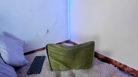 ask for cum online show from 05/05/26, 11:46