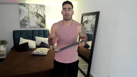 Snapshot of tbastian chatting on 11/10/25, 07:02 BASTIAN online show from 11/10/25, 07:02