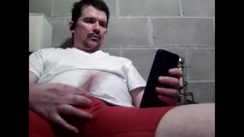 Snapshot of tbaxter95187 chatting on 03/16/26, 03:27 tbaxter95187 online show from 03/16/26, 03:27
