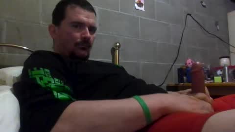 Snapshot of tbaxter95187 chatting on 04/30/26, 06:31 tbaxter95187 online show from 04/30/26, 06:31