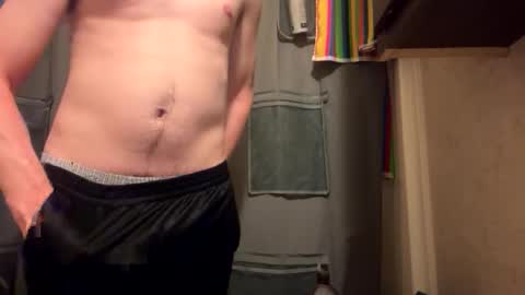 Snapshot of tbeebe12 chatting on 11/12/25, 11:58 Lilbeebs online show from 11/12/25, 11:58