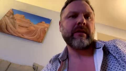 Snapshot of tbiz82 chatting on 01/25/25, 06:45 Tbiz82 online show from 01/25/25, 06:45