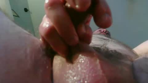 Snapshot of tbiz82 chatting on 02/22/25, 08:29 Tbiz82 online show from 02/22/25, 08:29