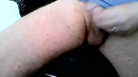 Snapshot of tc196128 chatting on 03/18/26, 10:29 tc1961 online show from 03/18/26, 10:29