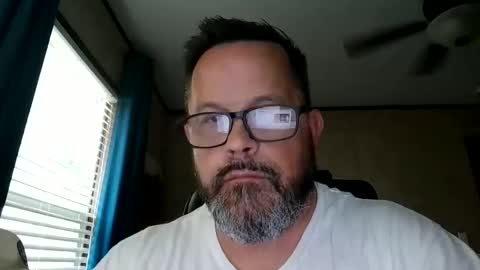 Snapshot of tdhawk87 chatting on 03/06/26, 02:35 tdhawk87 online show from 03/06/26, 02:35