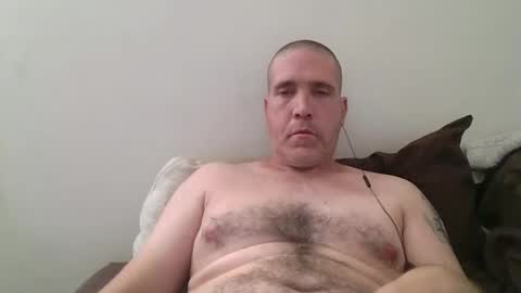 Snapshot of tdoggy278147 chatting on 10/05/25, 02:26 tdoggy278147 online show from 10/05/25, 02:26