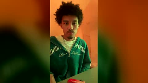 Snapshot of tdr1998 chatting on 03/02/26, 09:54 tdr1998 online show from 03/02/26, 09:54