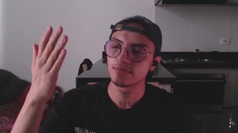 Teo independent model online show from 03/05/25, 03:18