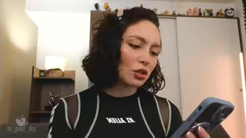 Leo and Luna online show from 09/15/25, 04:40