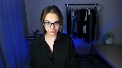 Snapshot of tea_rexx chatting on 07/06/26, 12:51 Kristina online show from 07/06/26, 12:51