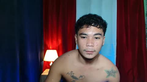 teahyun_yeongsu online show from 11/14/25, 09:52