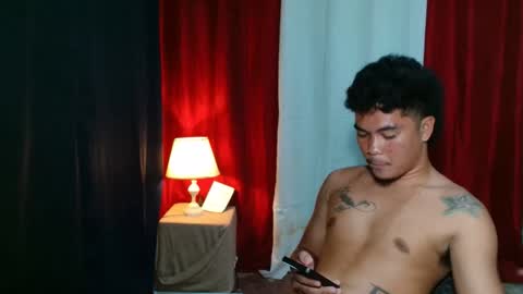 teahyun_yeongsu online show from 11/19/25, 06:57