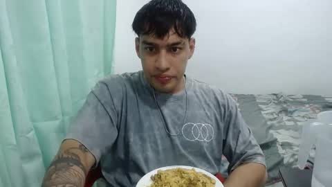 team23hot0 online show from 01/01/25, 04:18