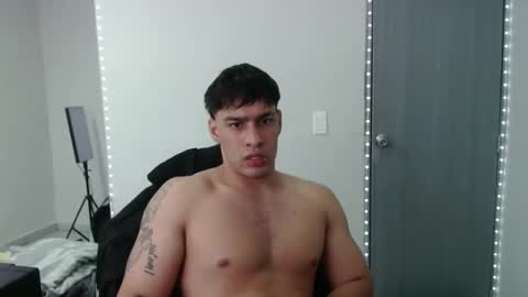 team23hot0 online show from 10/11/25, 08:51