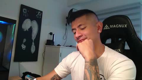 Snapshot of team_dinamite69 chatting on 04/10/26, 11:37 DYNAMITE DUO69 online show from 04/10/26, 11:37