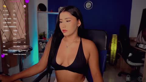 Loren Soler    Sophie Soler 19 years online show from 01/28/25, 09:08