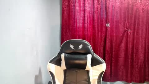 Snapshot of teamo_kiara chatting on 06/13/26, 06:22 your future wife online show from 06/13/26, 06:22