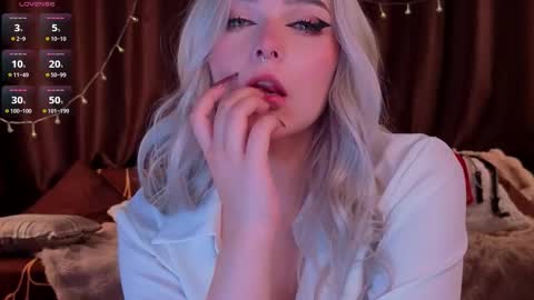 Snapshot of teapartyalice chatting on 03/27/26, 06:52 Alice online show from 03/27/26, 06:52