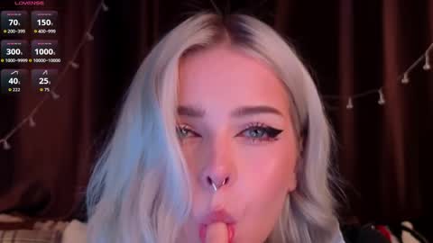 Snapshot of teapartyalice chatting on 04/03/26, 04:32 Alice online show from 04/03/26, 04:32