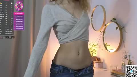 Snapshot of tease_me__ chatting on 03/01/26, 08:55 Em online show from 03/01/26, 08:55