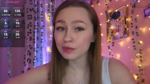 Snapshot of tease_mee_now chatting on 10/04/25, 11:08 Eva online show from 10/04/25, 11:08