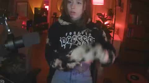 teasemedoll online show from 04/13/26, 12:38