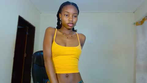 queen online show from 10/12/25, 12:15