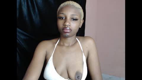 Snapshot of teasexkitty chatting on 05/19/26, 01:56 teasexkitty online show from 05/19/26, 01:56