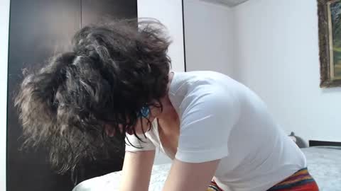 ALICIA--- online show from 02/10/25, 08:42