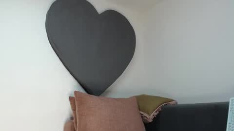 Snapshot of teasexpert4444 chatting on 03/21/26, 06:18 ALICIA--- online show from 03/21/26, 06:18