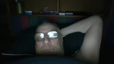 Mark online show from 12/03/25, 06:21