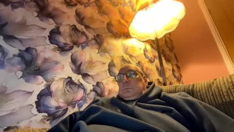 Mark online show from 01/11/26, 03:06