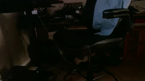 Snapshot of techloot chatting on 04/21/26, 02:04 techloot online show from 04/21/26, 02:04