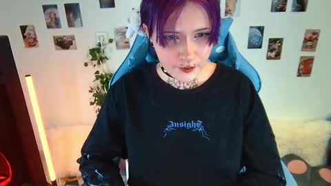 Snapshot of technical_face_powder_error chatting on 12/05/25, 11:19 technical_face_powder_error online show from 12/05/25, 11:19