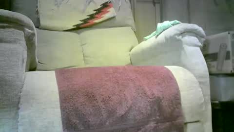 Snapshot of ted160 chatting on 12/14/25, 04:23 ted160 online show from 12/14/25, 04:23