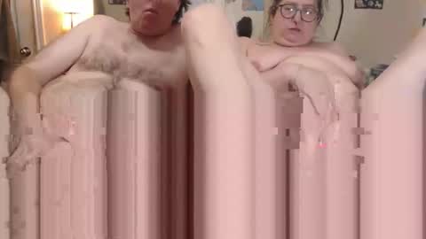 Snapshot of ted1982qqq chatting on 11/28/25, 07:16 Ted online show from 11/28/25, 07:16