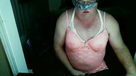 Snapshot of teddy1972 chatting on 03/18/26, 07:06 teddy1972 online show from 03/18/26, 07:06