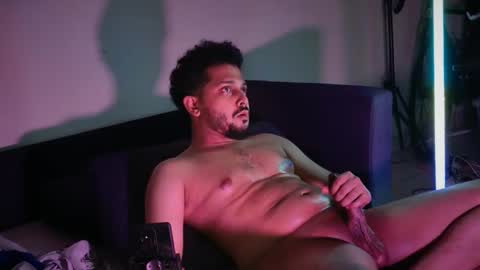 teddy_bananaaa online show from 10/28/25, 02:37