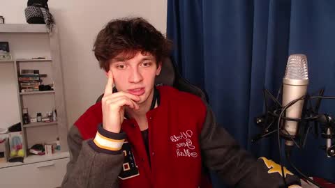 Teddy online show from 12/29/24, 01:24