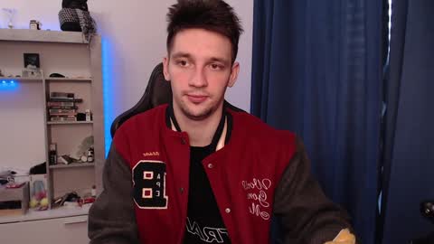 Teddy online show from 02/06/25, 10:15