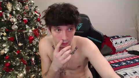 Teddy online show from 12/20/25, 09:33