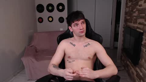 Snapshot of teddy_mode chatting on 04/15/26, 03:19 Teddy online show from 04/15/26, 03:19