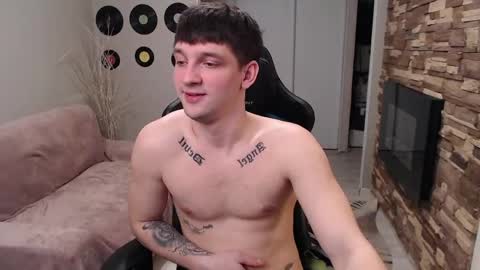 Snapshot of teddy_mode chatting on 04/16/26, 05:03 Teddy online show from 04/16/26, 05:03